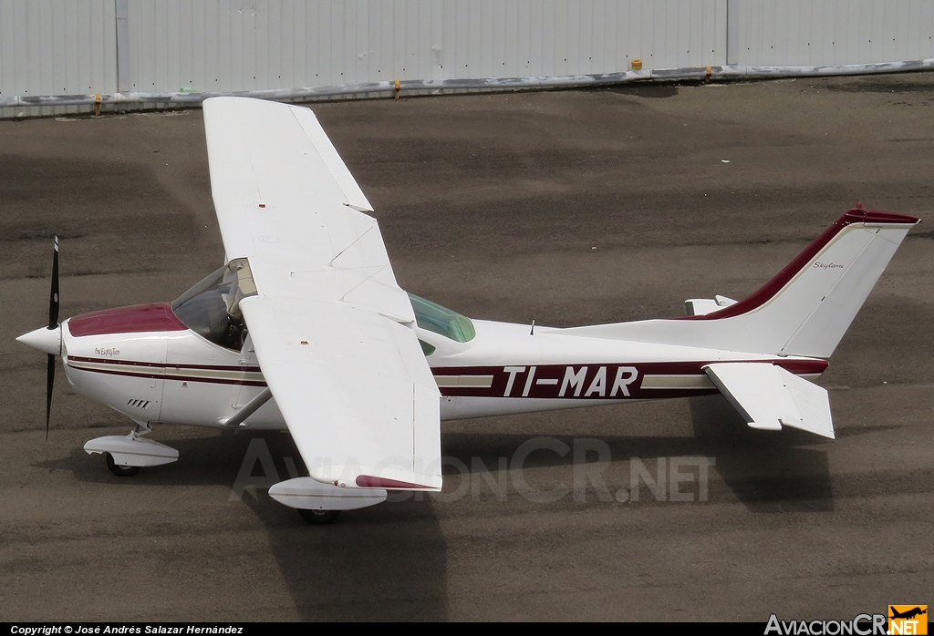 TI-MAR - Cessna 182 Skylane (Genérico) - Privado