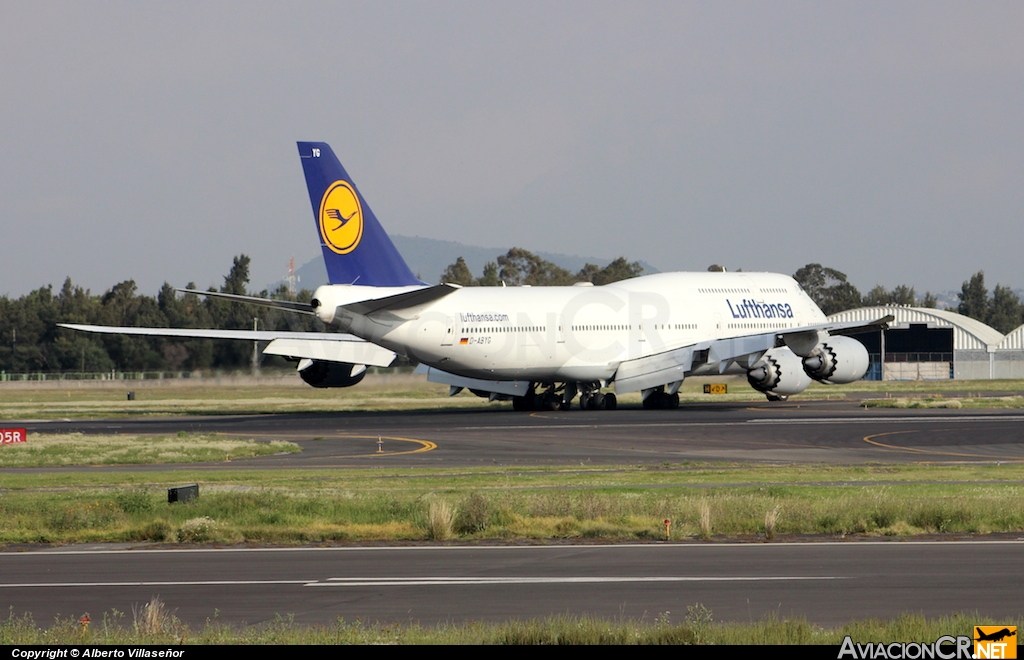 D-ABYG - Boeing 747-830 - Lufthansa
