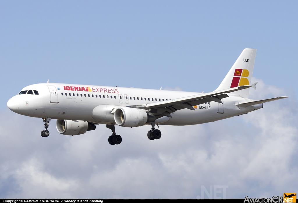 EC-LLE - Airbus A320-214 - Iberia Express