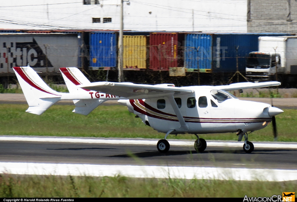 TG-ART - Cessna 337G Skymaster - Privado