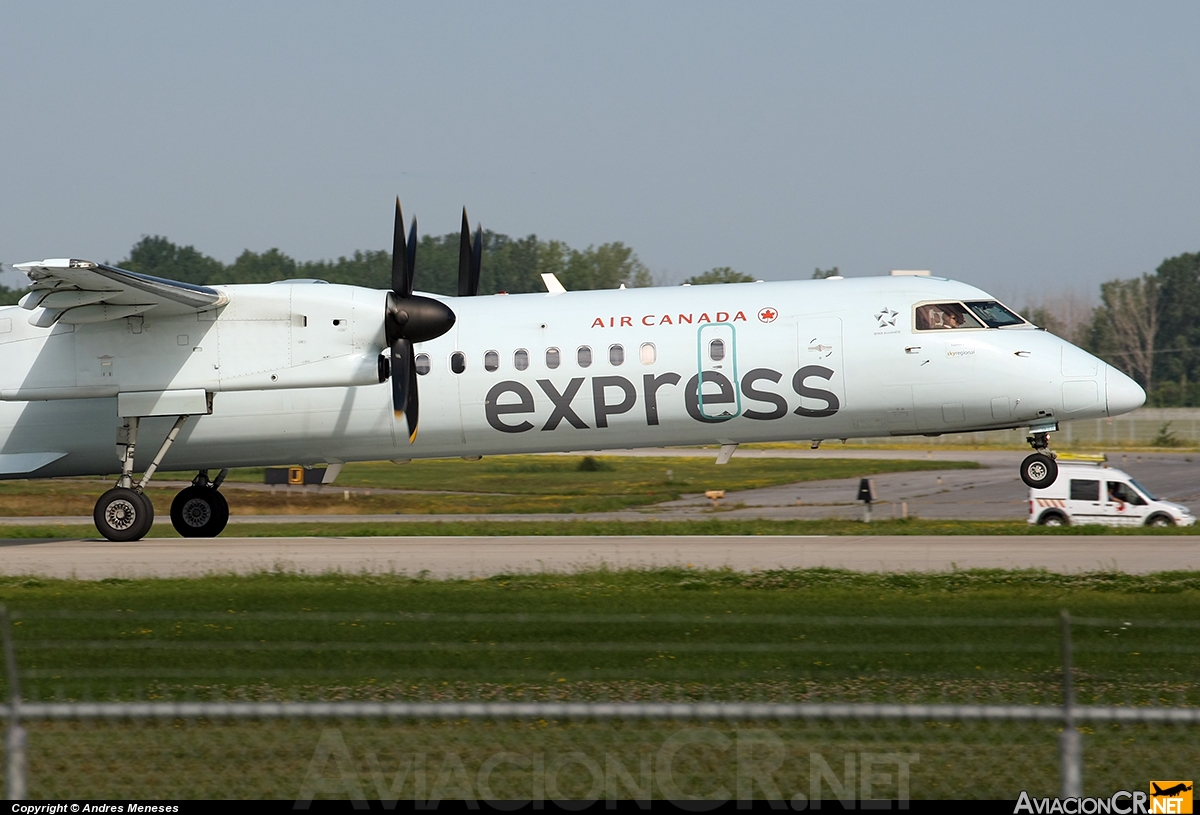C-FSRY - De Havilland Canada DHC-8-402Q Dash 8 - Air Canada Express