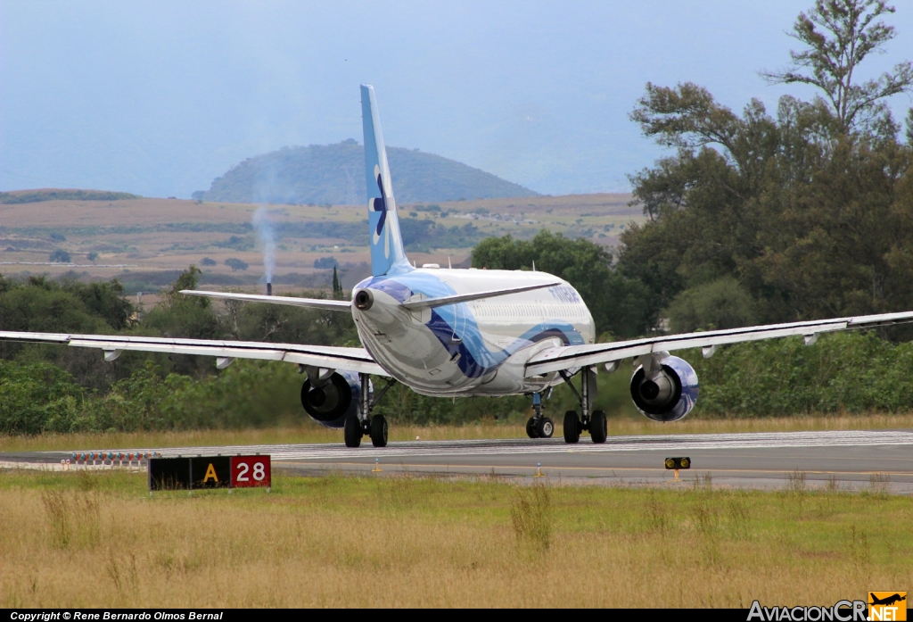 XA-ALM - Airbus A320-214 - Interjet