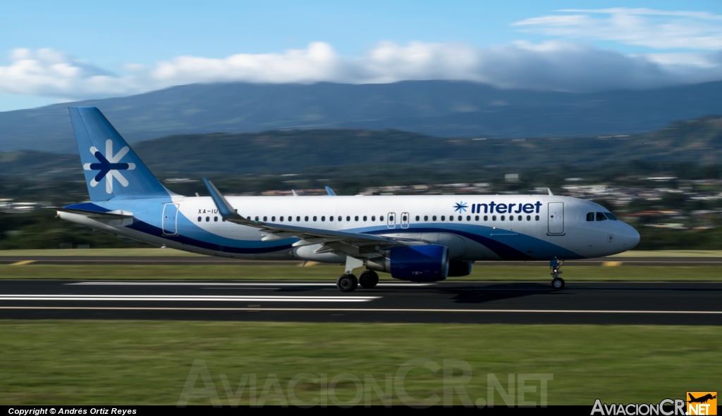 XA-IUA - Airbus A320-214 - Interjet