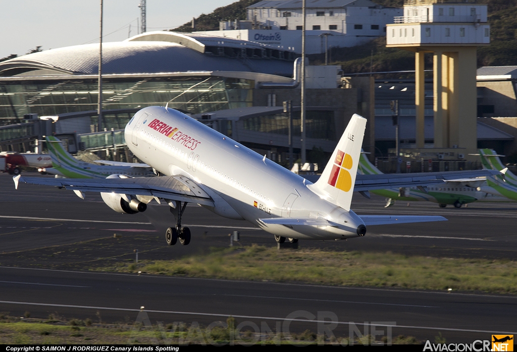 EC-LLE - Airbus A320-214 - Iberia Express