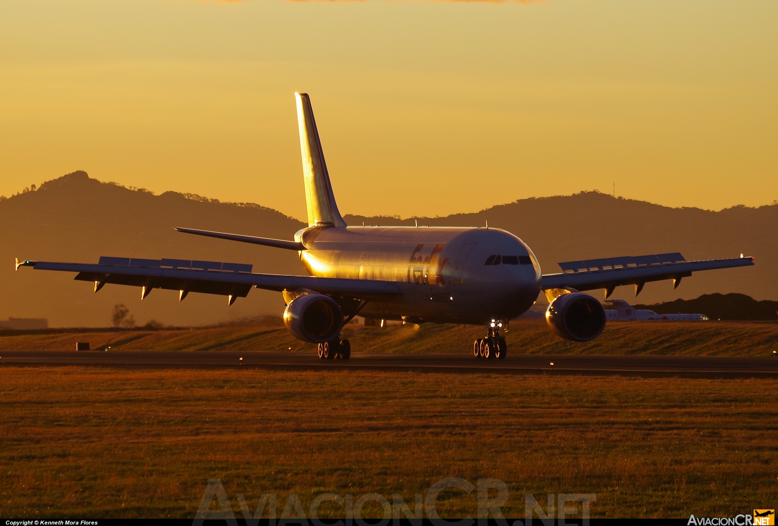 N690FE - Airbus A300F4-605R - FedEx