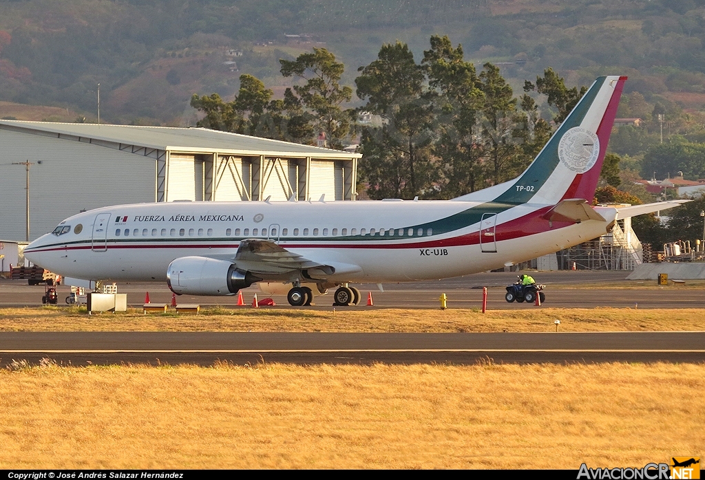 TP-02 - Boeing 737-33A - Fuerza Aerea Mexicana