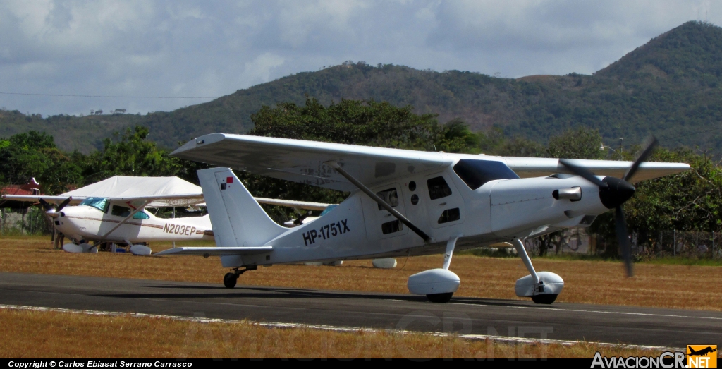HP-1751X - AeroComp - Comp Air 7T - Experimental - Privado