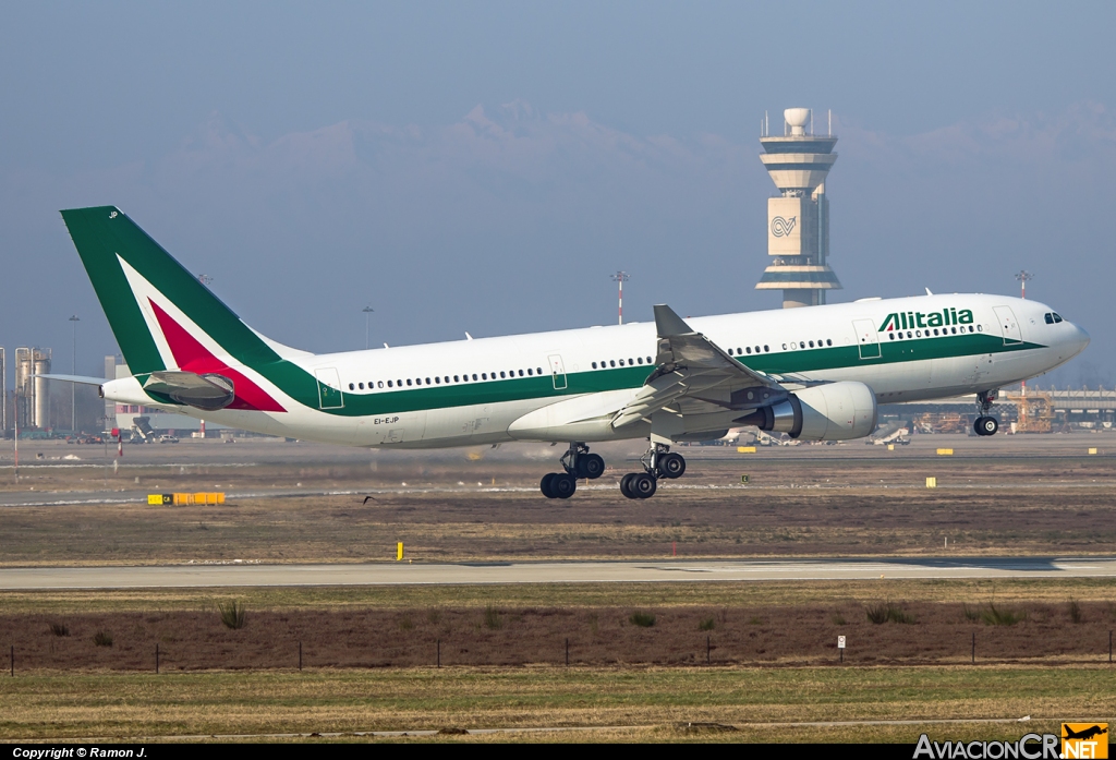 EI-EJP - Airbus A330-202 - Alitalia