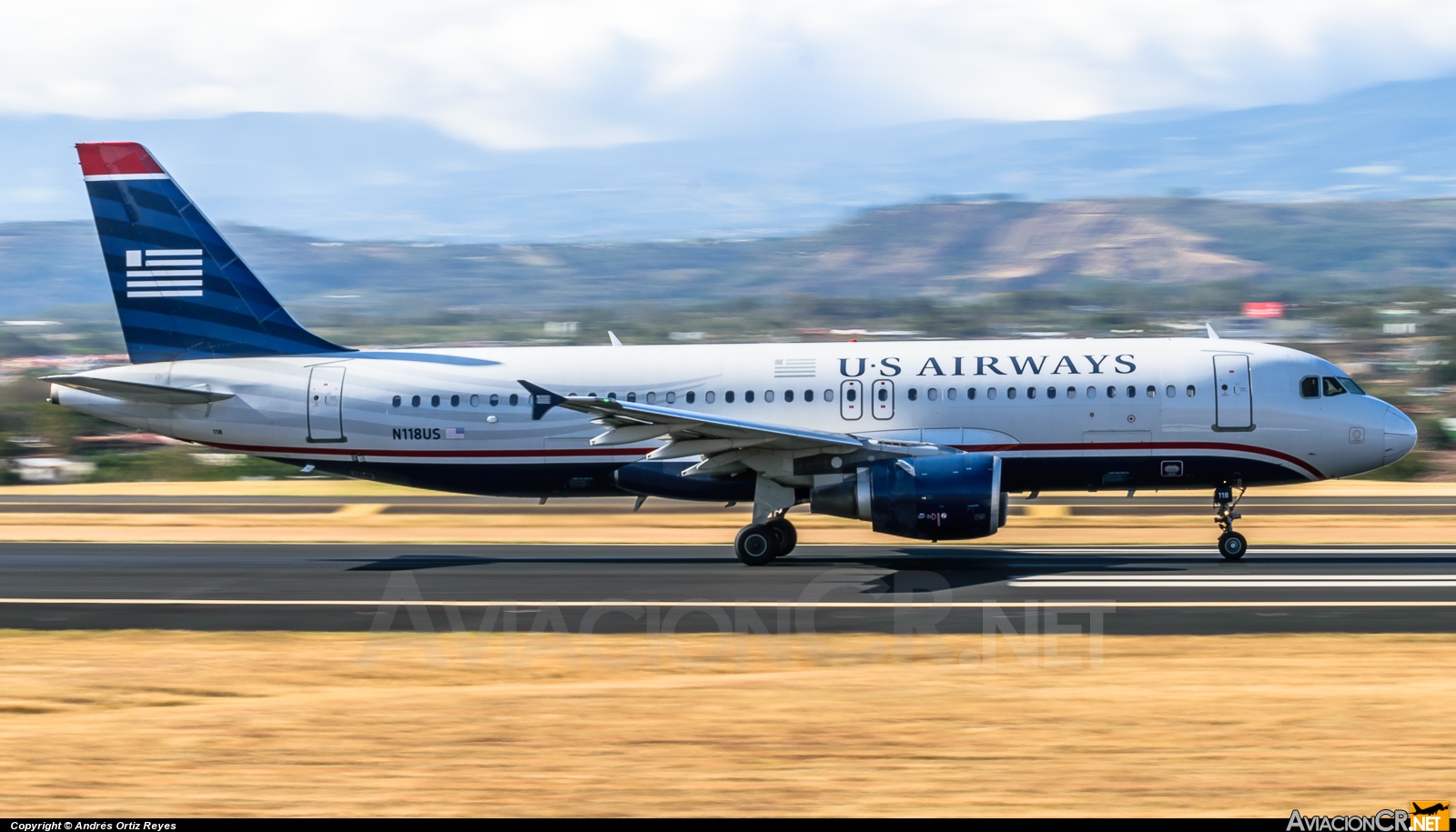 N118US - Airbus A320-214 - US Airways