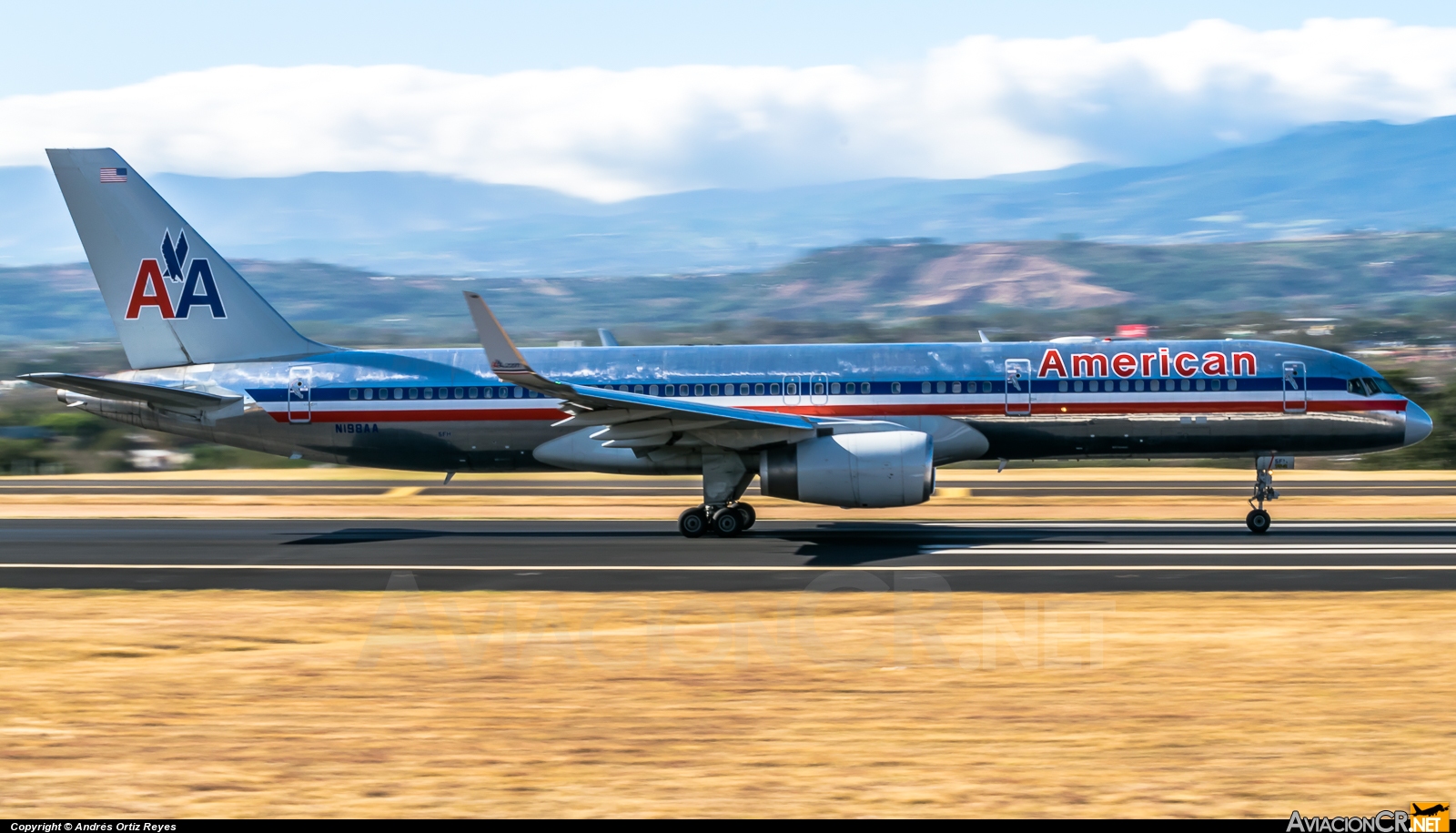 N198AA - Boeing 757-223 - American Airlines