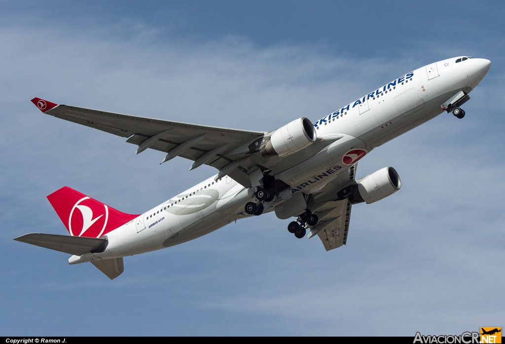 TC-JIS - Airbus A330-222 - Turkish Airlines