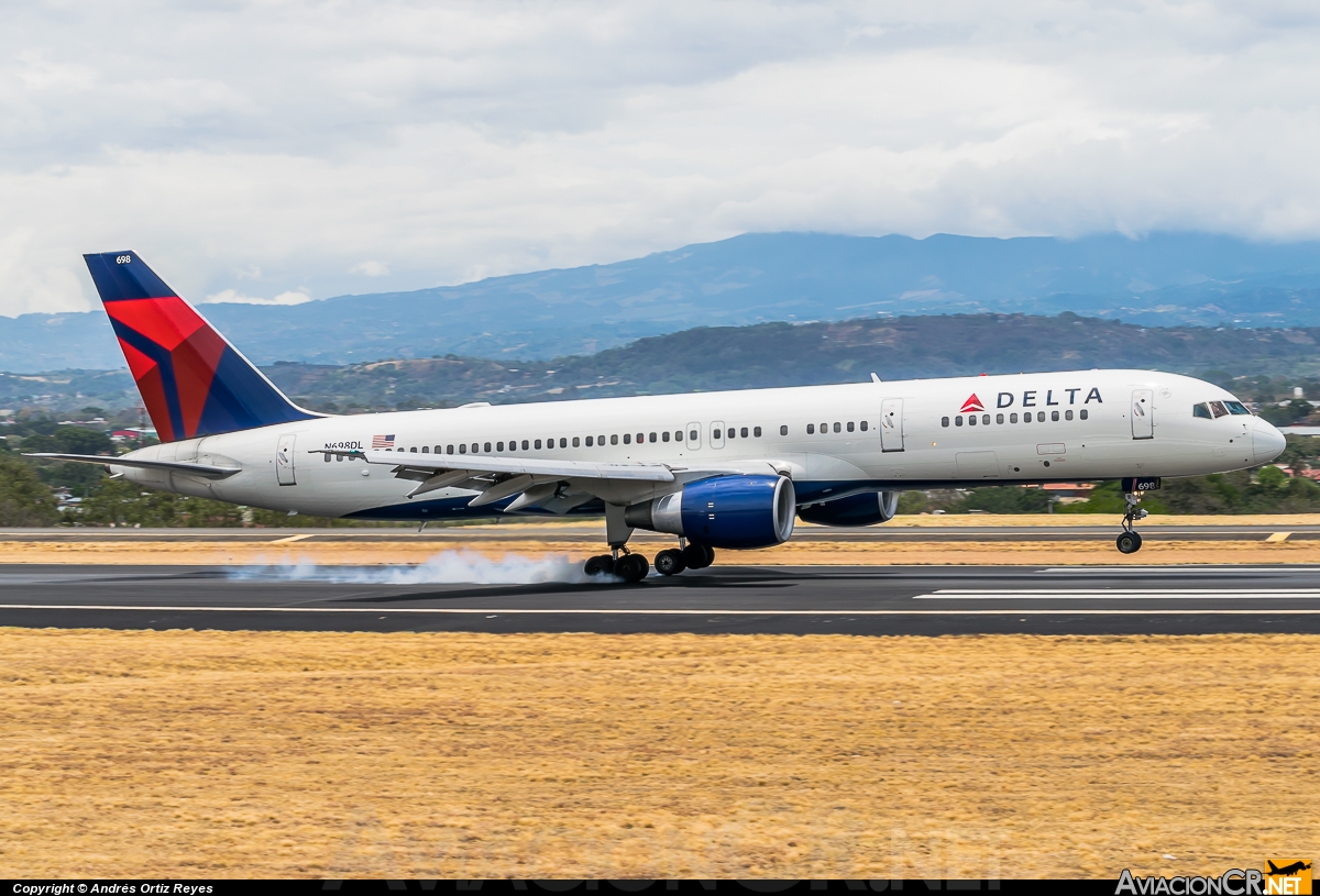 N698DL - Boeing 757-232 - Delta Airlines