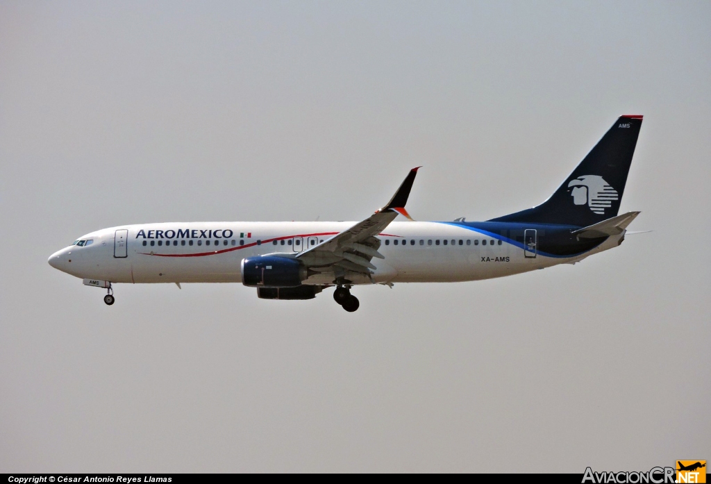 XA-AMS - Boeing 737-85D - Aeromexico