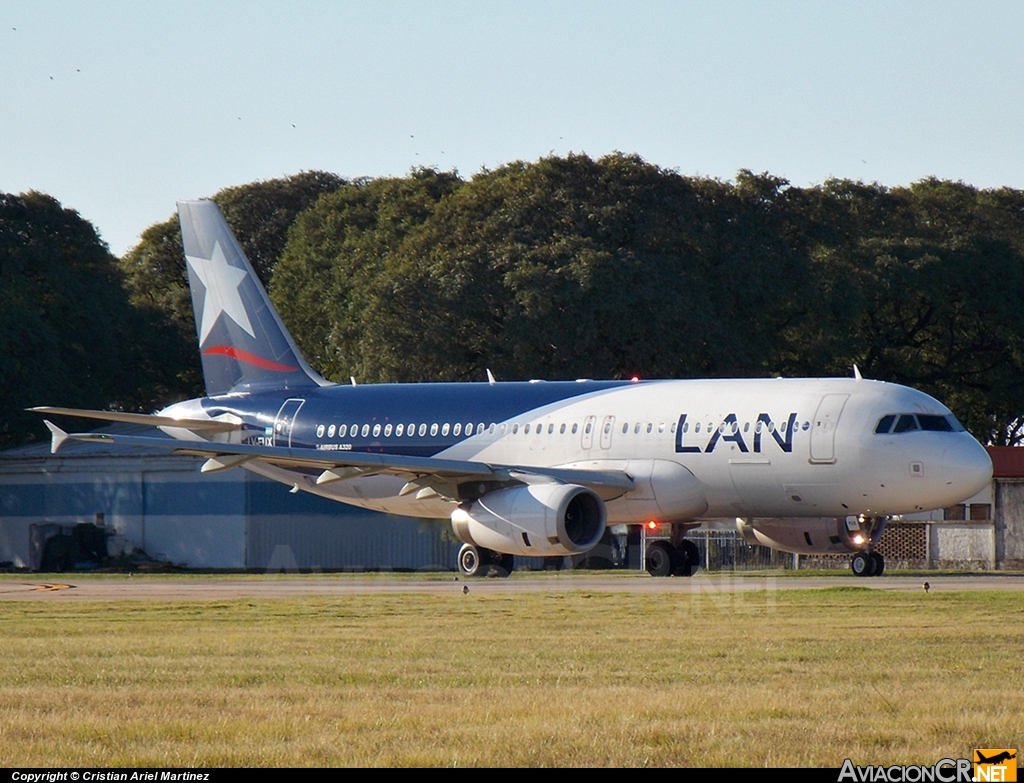 LV-FUX - Airbus A320-233 - LAN Argentina