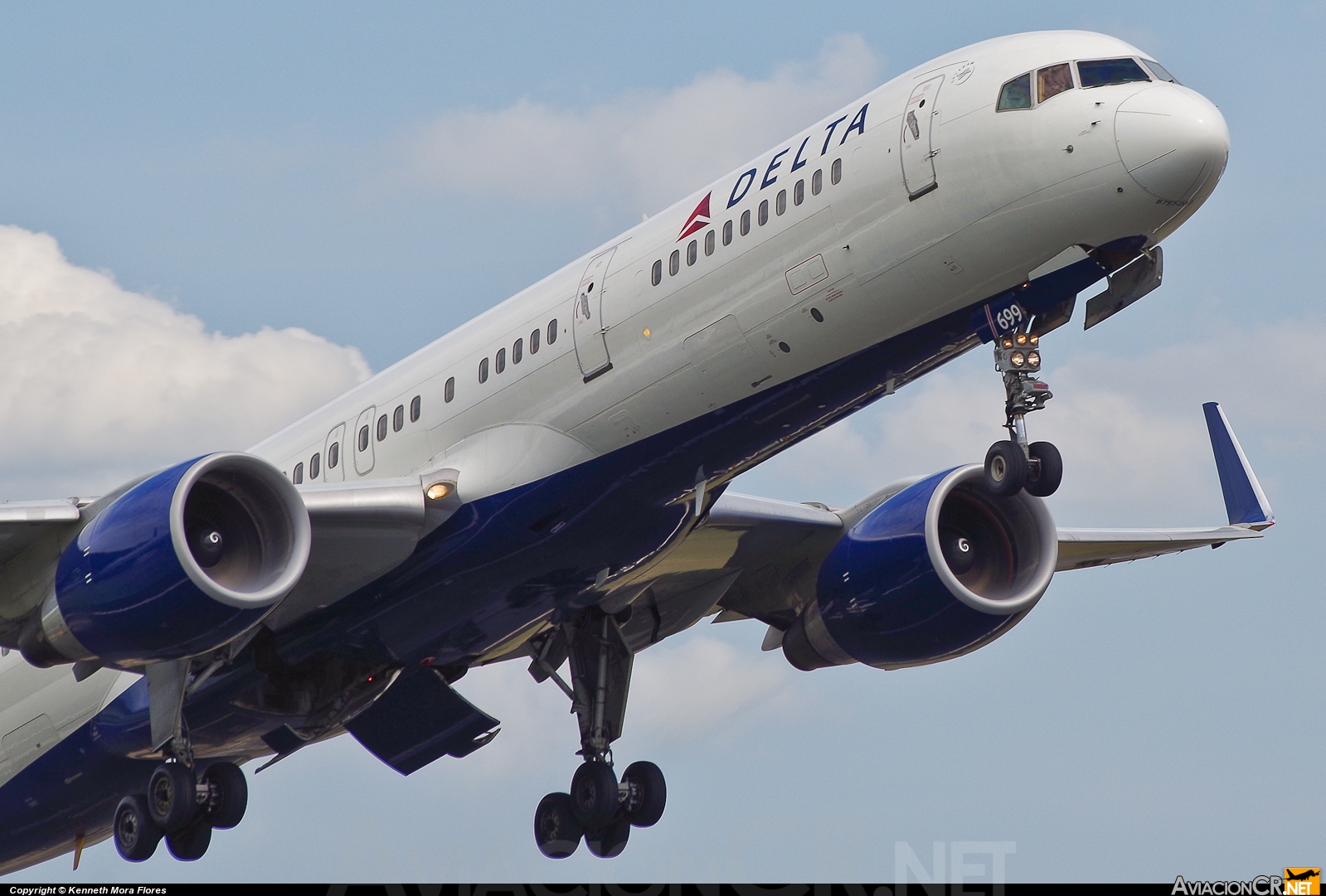 N699DL  - Boeing 757-232 - Delta Airlines