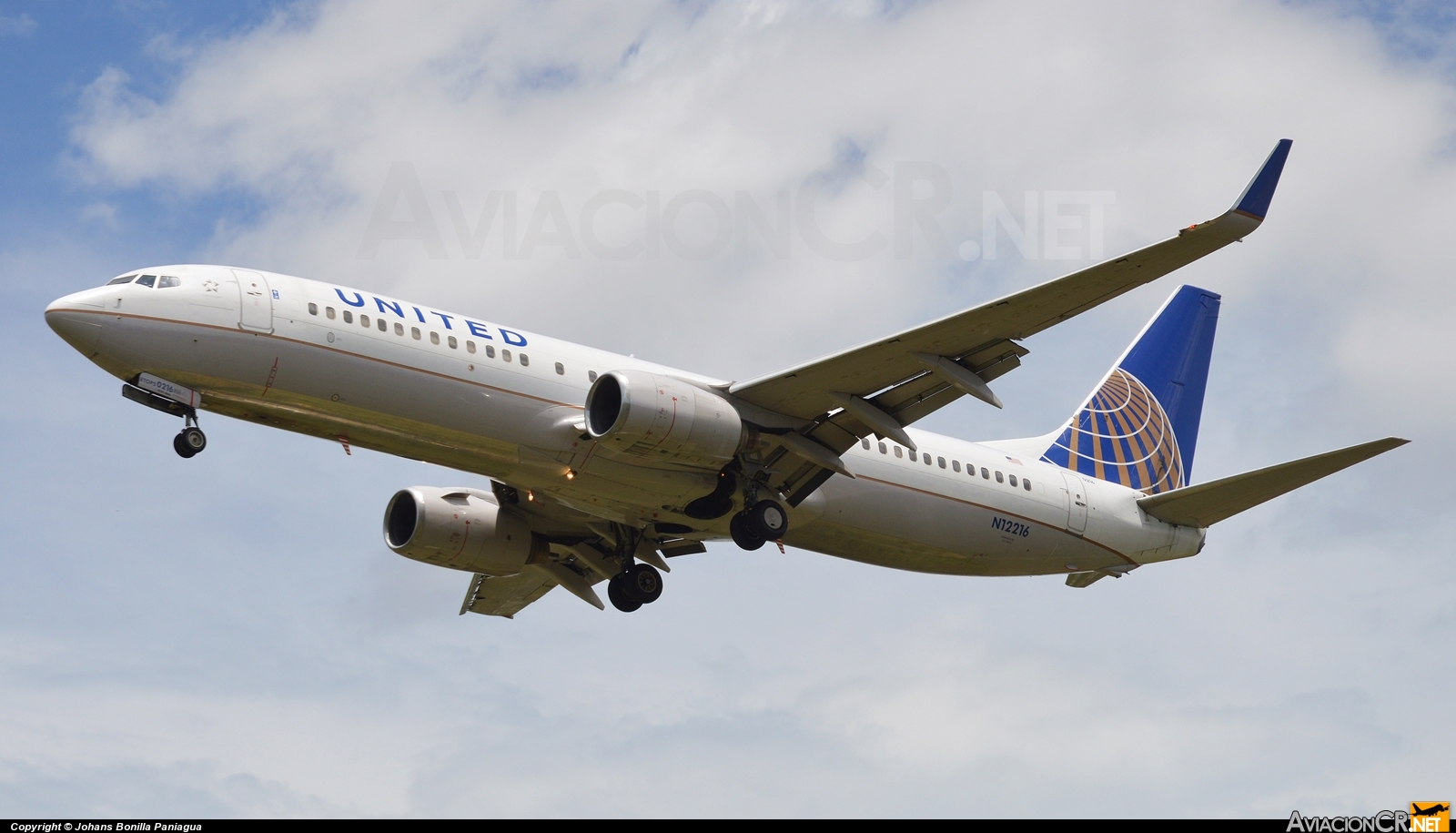 N12216 - Boeing 737-824 - Continental Airlines