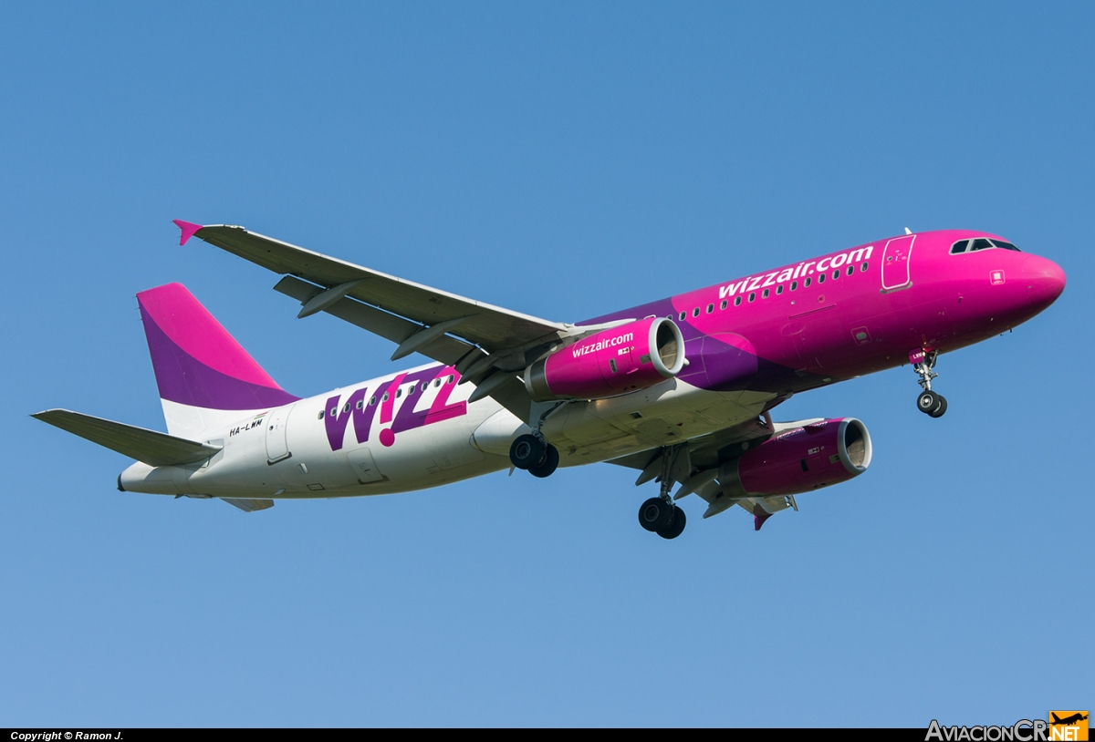 HA-LWM - Airbus A320-232 - Wizz Air