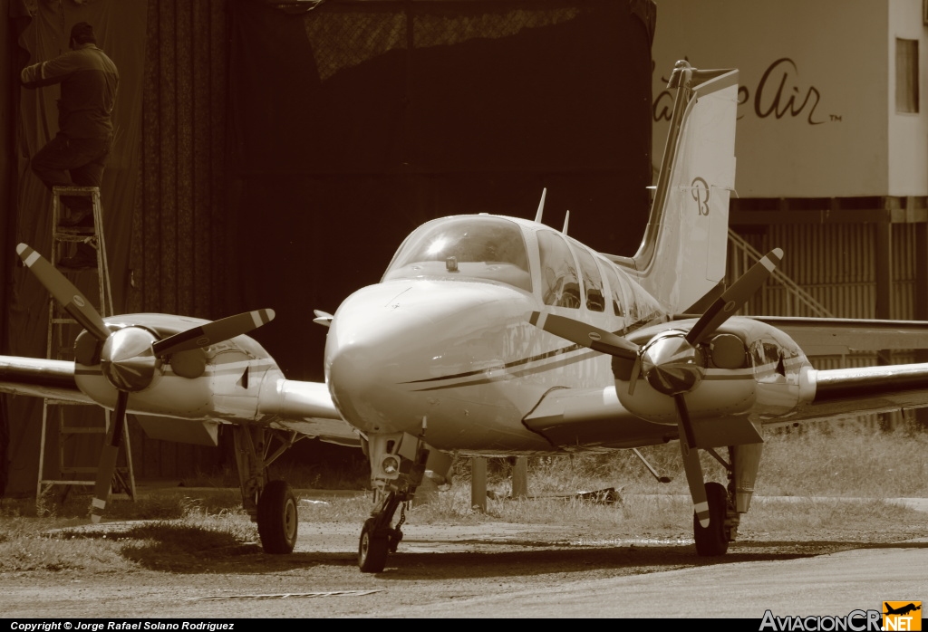 N953V - Beechcraft 58P Baron - Privado