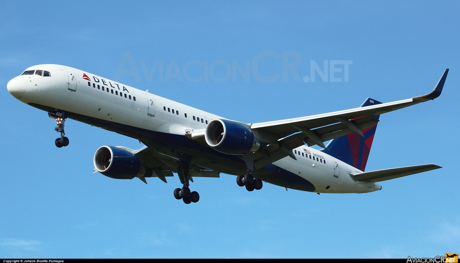 N688DL - Boeing 757-232 - Delta Air Lines