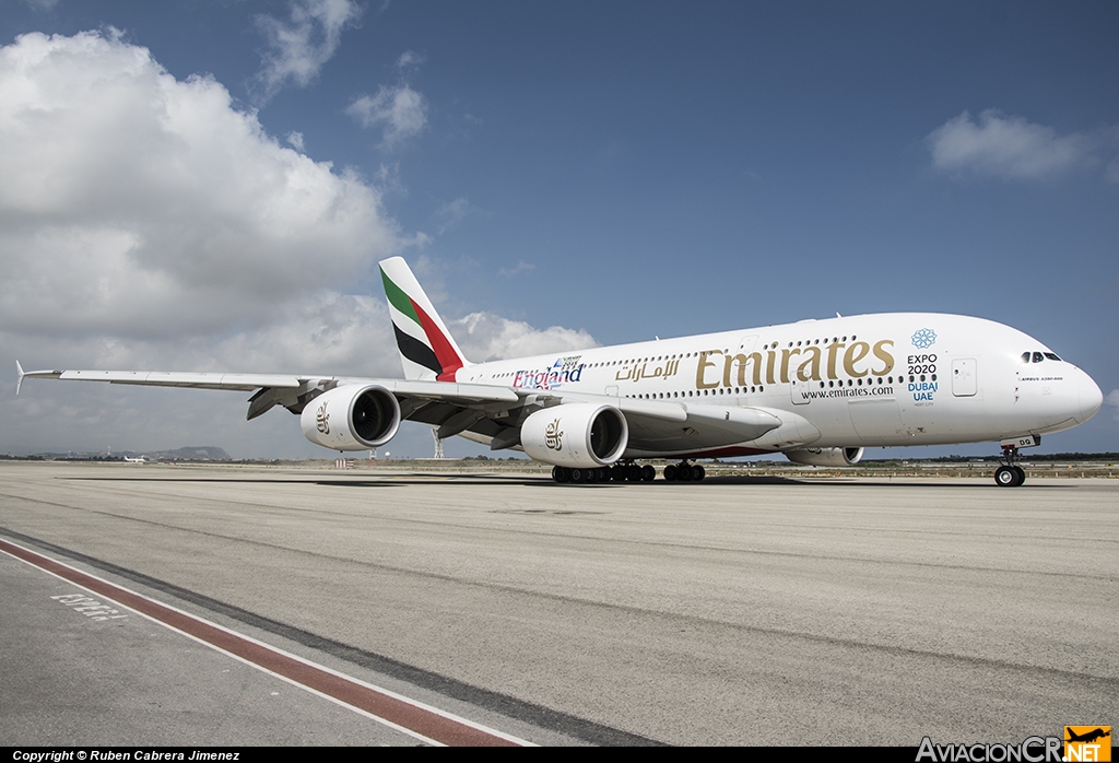 A6-EDQ - Airbus A380-861 - Emirates
