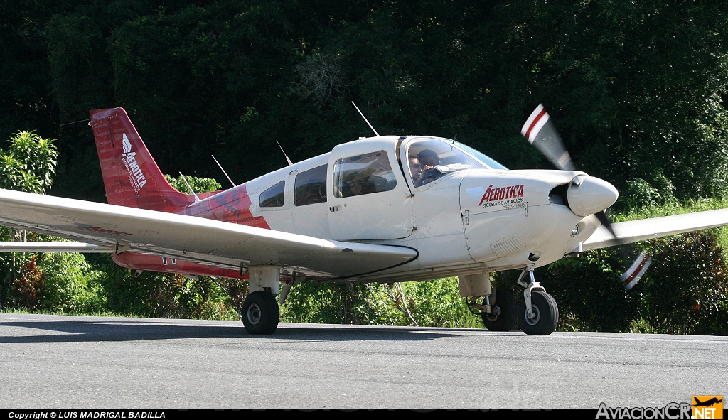 TI-BEV - Piper PA-28-180 Cherokee Archer - Aerotica Escuela de AviaciÃ³n