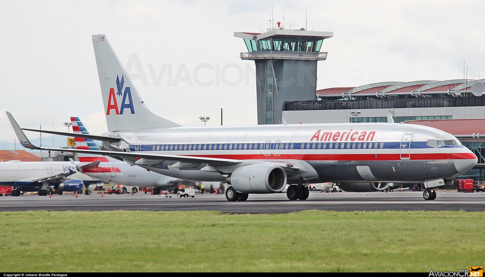 N947AN - Boeing 737-823 - American Airlines