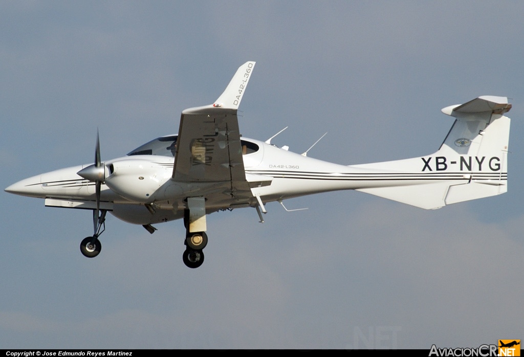 XB-NYG - Diamond Aircraft DA-42 L-360 - Escuela de Aviacion Mexico