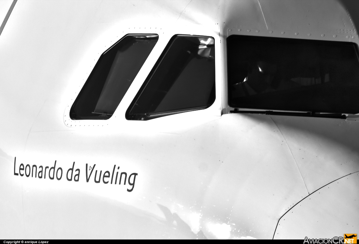 EC-MES - Airbus A320-232 - Vueling