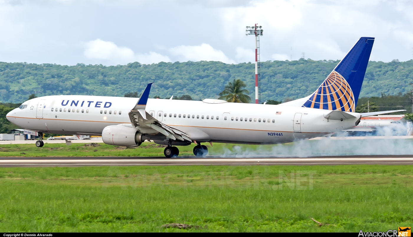 N39461 - Boeing 737-924ER - United Airlines