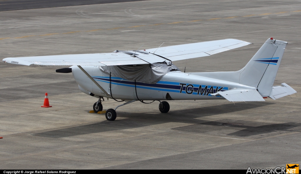 TG-MAK - Cessna 172RG Cutlass RG - Privado