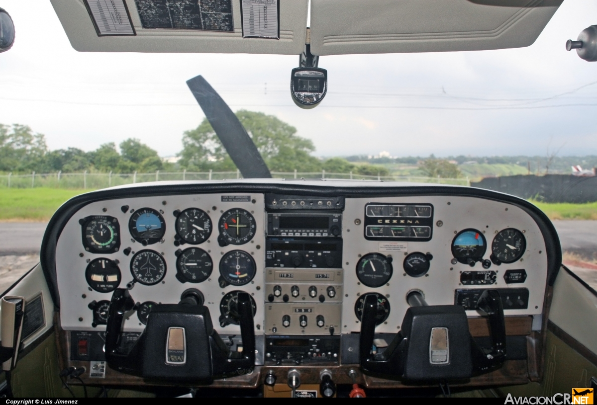 TI-AIF - Cessna 182L - Privado