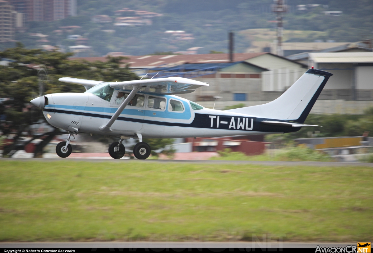 TI-AWU - Cessna U206F Stationair - Privado