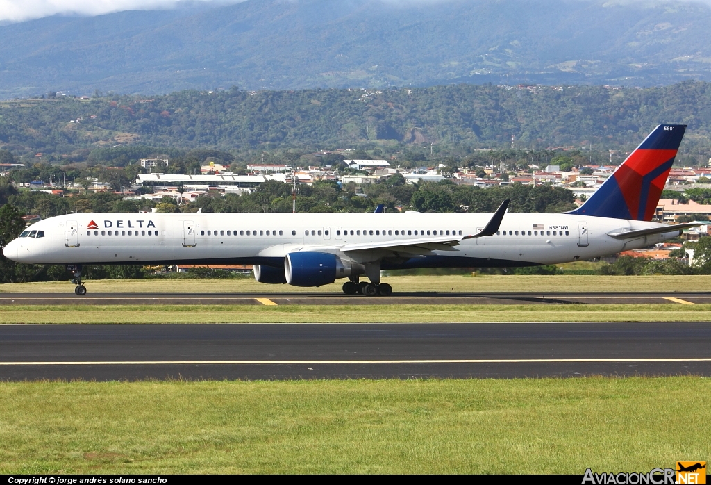 N581NW - Boeing 757-351 - Delta Airlines