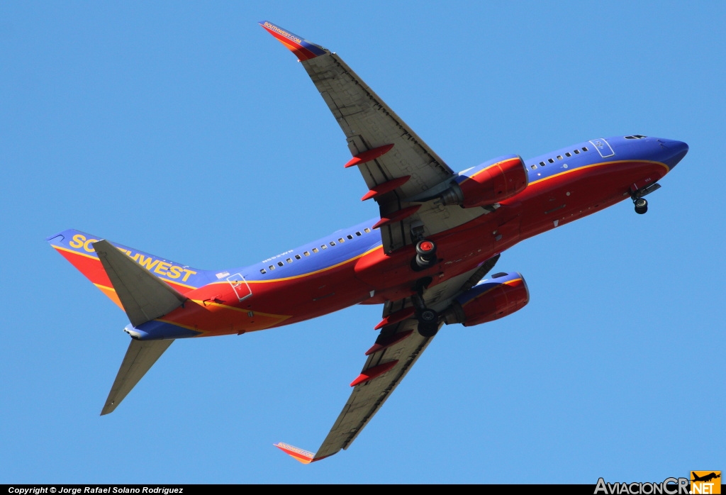 N552WN - Boeing 737-7BX - Southwest Airlines