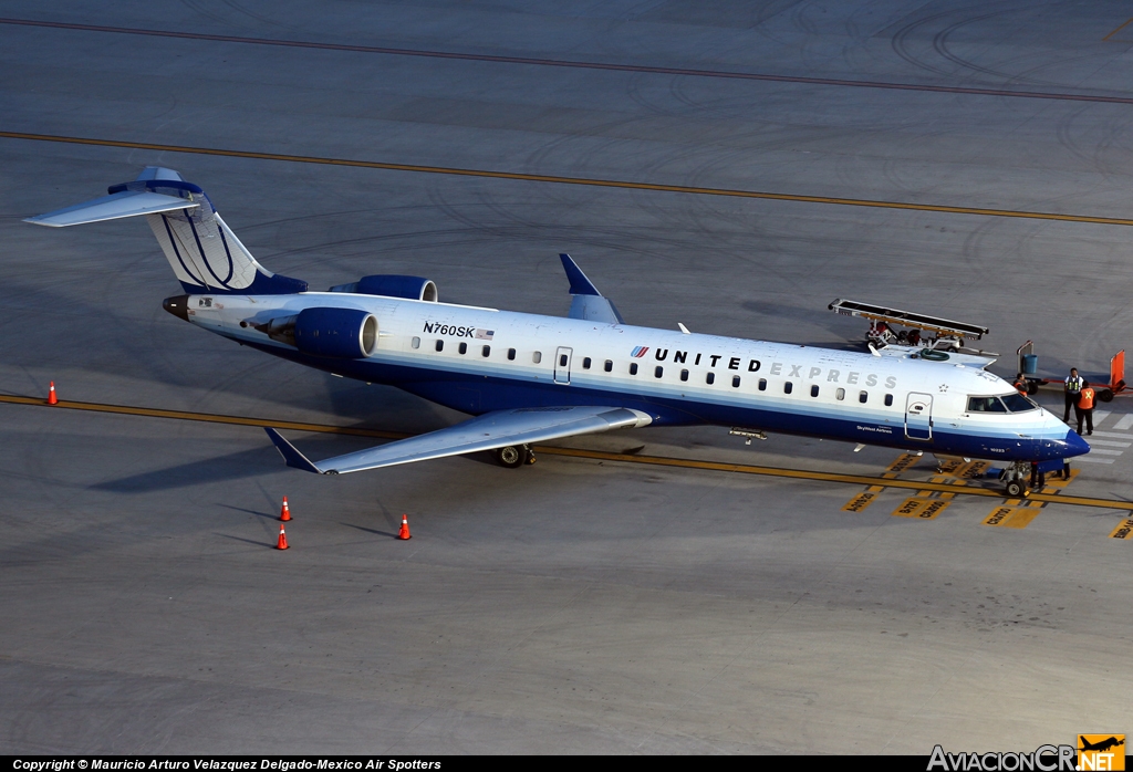 N760SK - Bombardier CRJ-701ER (CL-600-2C10) - United Express (SkyWest Airlines)