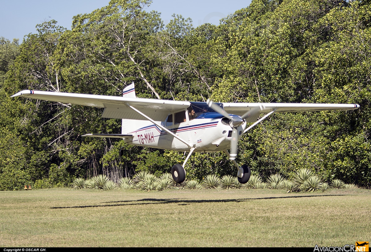 TG-MAH - Cessna 185 Skywagon - Privado