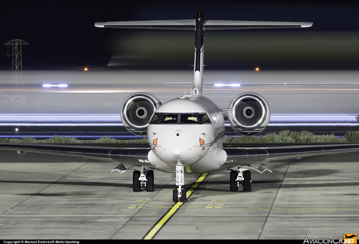 N9TJ - Bombardier	BD-700-1A10 Global 6000 - Private