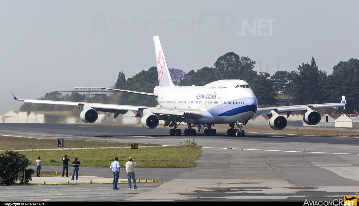 B-18208 - Boeing 747-409 - China Airlines
