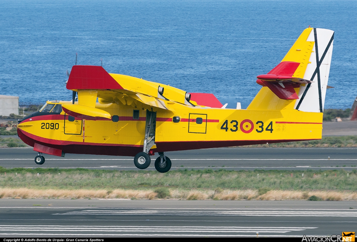 UD.14-04 / - Canadair CL-415 - Ejercito del Aire de España