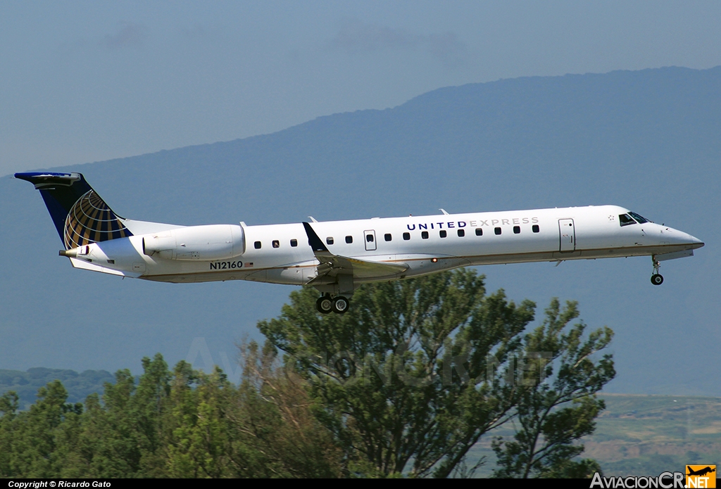 N12160 - Embraer ERJ-145XR - United Express