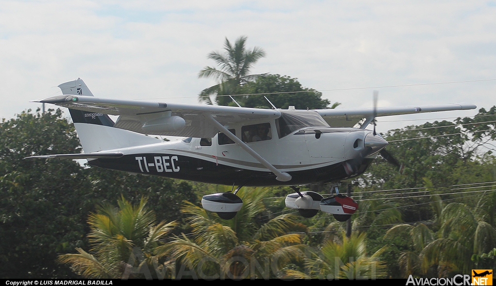 TI-BEC - Cessna 206 Stationair TC - Privado
