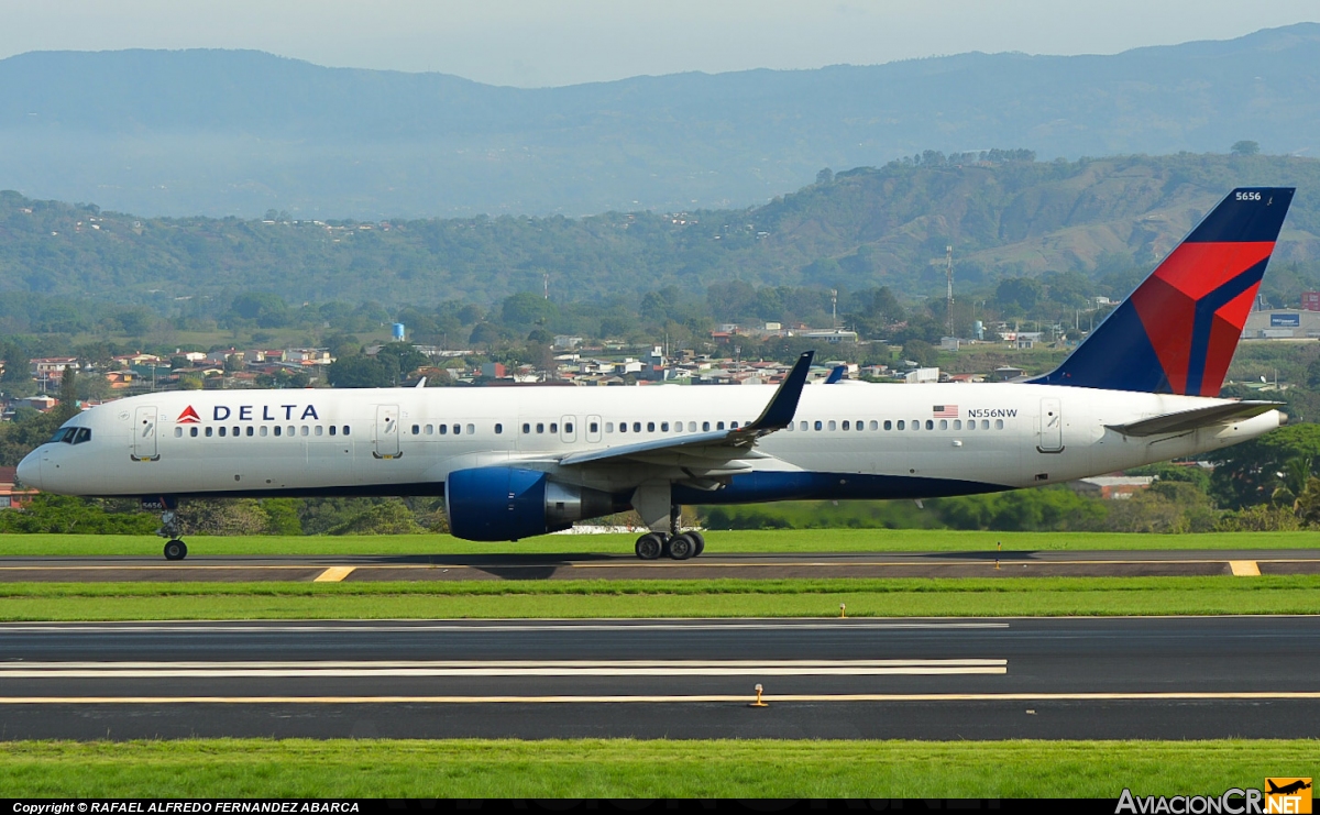 N556NW - Boeing 757-251 - Delta Airlines