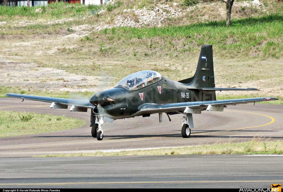 FAH-251 - Embraer T-27 Tucano - Fuerza Aerea Hondureña