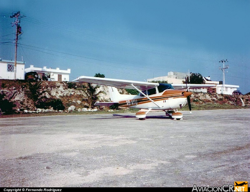 XA-AYU - Cessna 172N - Privado