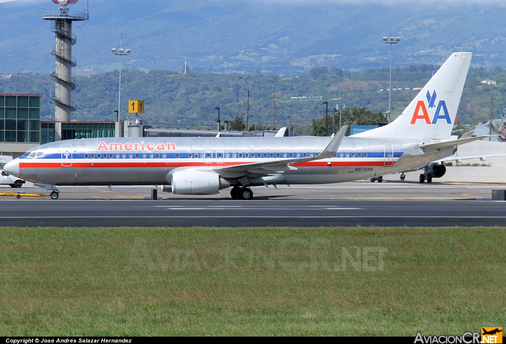 N979AN - Boeing 737-823 - American Airlines
