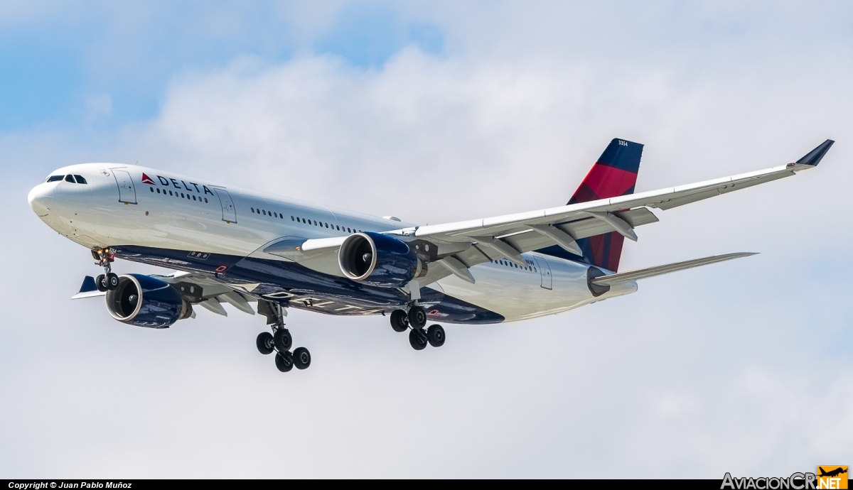 N854NW - Airbus A330-223 - Delta Airlines