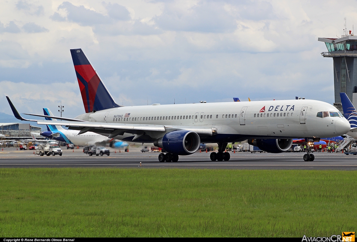 N6706Q - Boeing 757-232 - Delta Air Lines