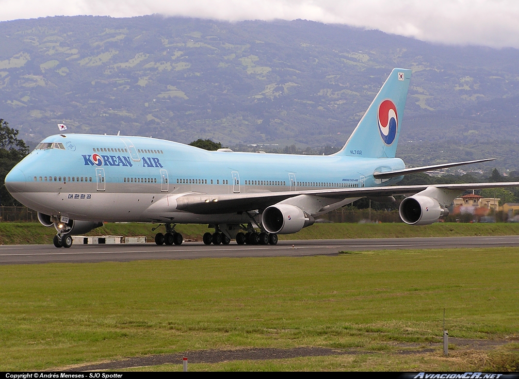 HL7402 - Boeing 747-4B5 - Korean Air