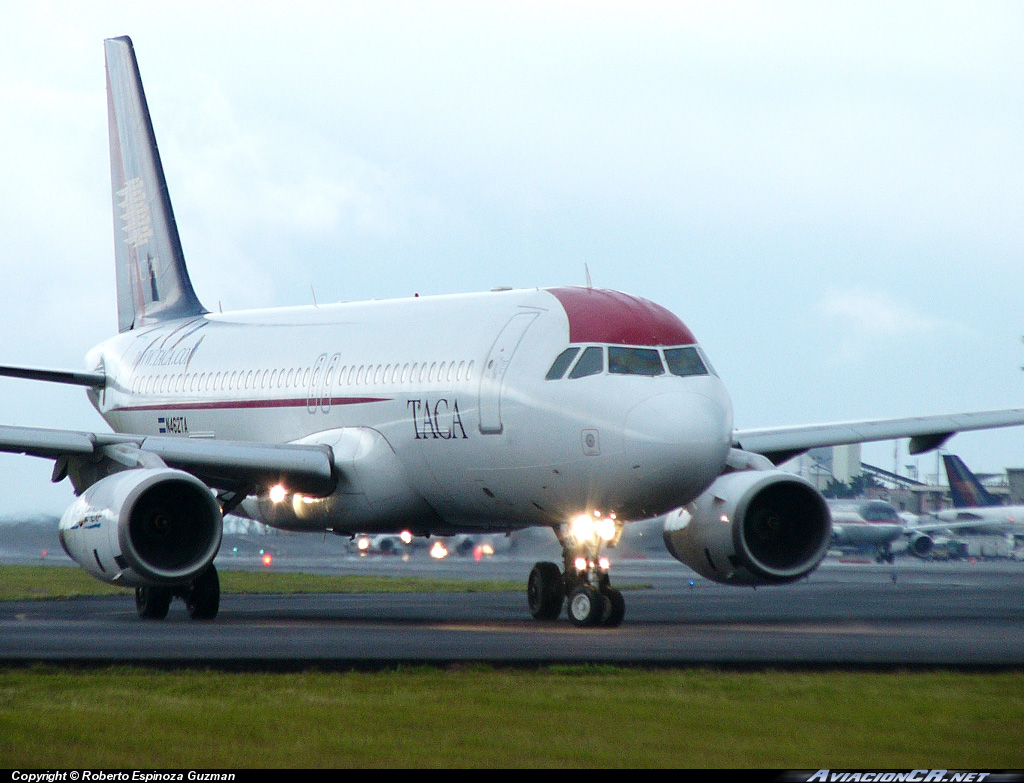 N462TA - Airbus A320-233 - TACA