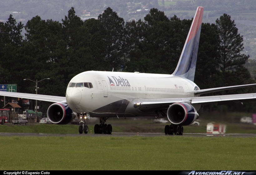 N113DA - Boeing 767-232 - Delta Air Lines